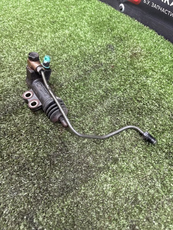 Рабочий цилиндр сцепления Kia Ceed 2 JD 1.4 G4FA 2015 (б/у) Рабочий цилиндр сцепления Kia Ceed 2 JD 1.4 G4FA 2015 (б/у)