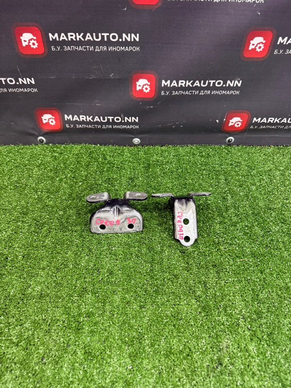 Петли двери Kia Ceed 2 JD 1.4 G4FA 2015 задн. прав. (б/у)