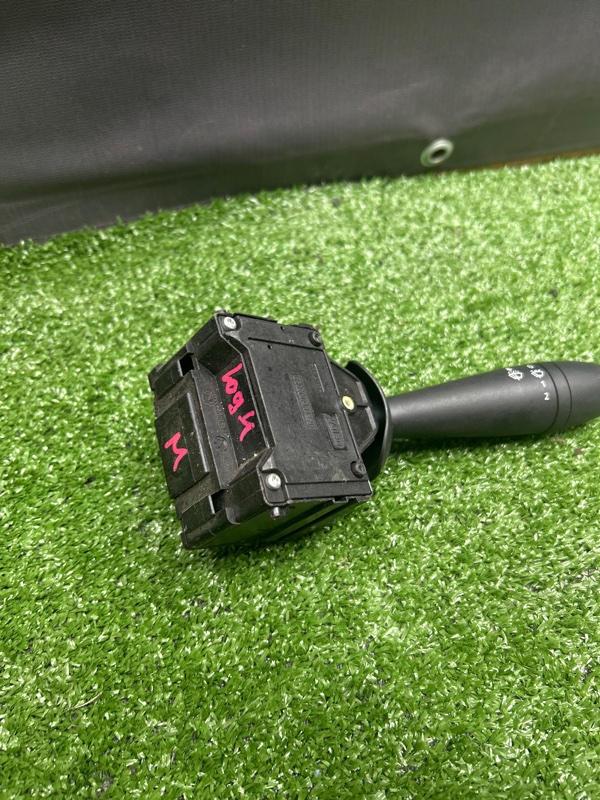 Переключатель дворников Renault Logan 2 (б/у)