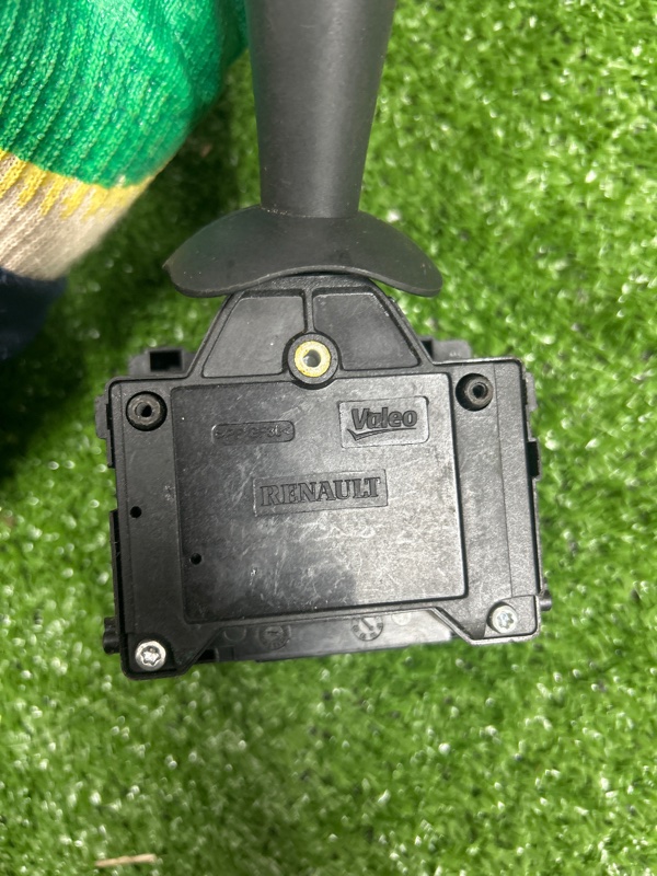 Переключатель дворников Renault Logan 2 (б/у)