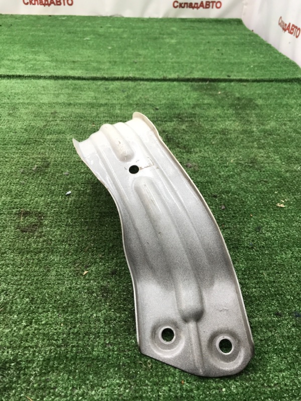 Кронштейн крыла NISSAN TEANA J32 VQ25DE 2008 перед. прав. (б/у)