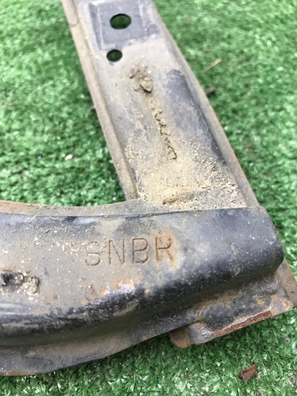 Кронштейн фары Honda Civic FD1 R18A 2005 перед. прав. (б/у) Кронштейн фары Honda Civic FD1 R18A 2005 перед. прав. (б/у)