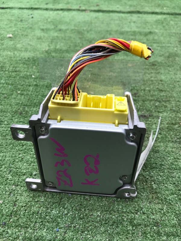 Блок управления SRS MITSUBISHI COLT PLUS Z23W 4A91 2007 (б/у) Блок управления SRS MITSUBISHI COLT PLUS Z23W 4A91 2007 (б/у)