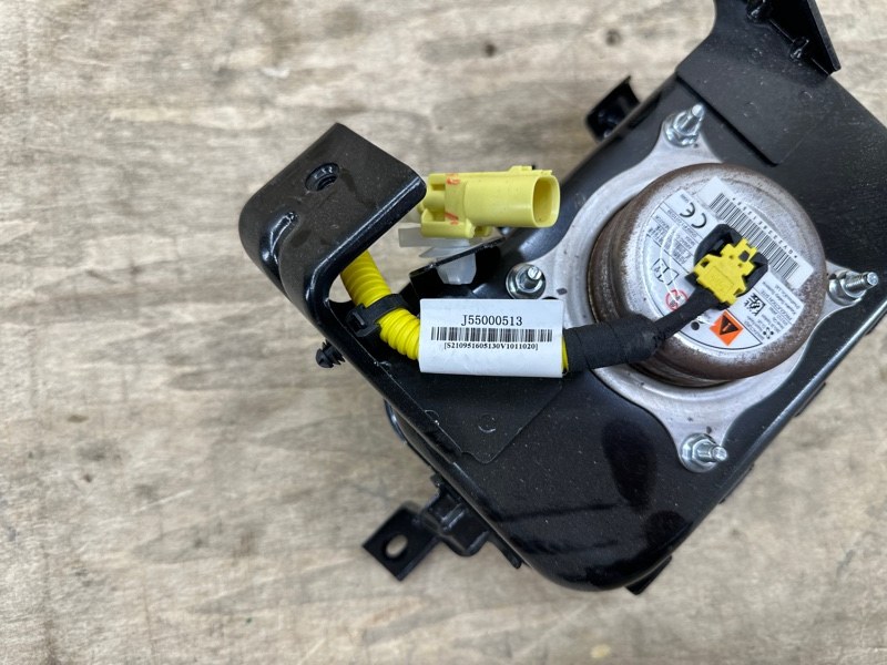 Подушка безопасности пассажира Exeed RX 2022 (б/у)