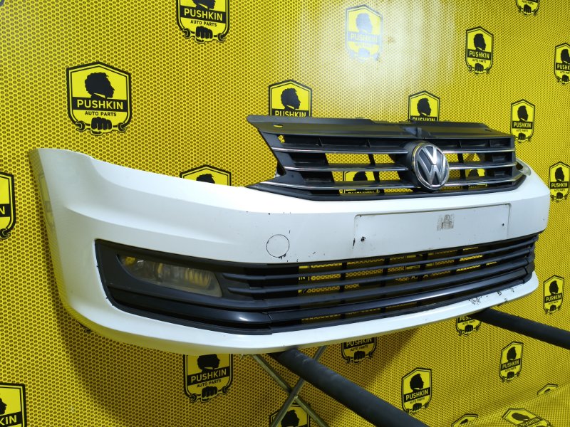 Бампер передний Volkswagen Polo MK2 CWVB