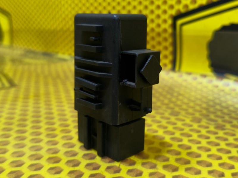 Блок управления подогревом сидений Volkswagen Polo MK2 CWVA 2018 (б/у) Блок управления подогревом сидений Volkswagen Polo MK2 CWVA 2018 (б/у)