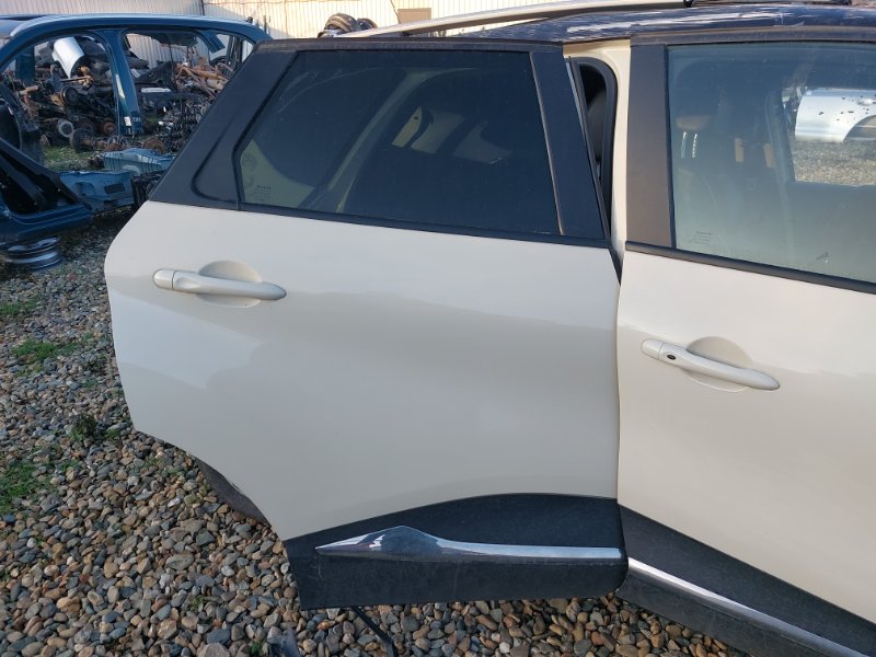 Дверь задняя правая RENAULT KAPTUR 2018 F4R410 БУ