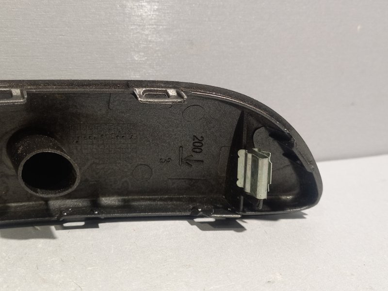 НАКЛАДКА ДВЕРИ RENAULT LOGAN 2 K7MA812 2014 перед. прав. (б/у)