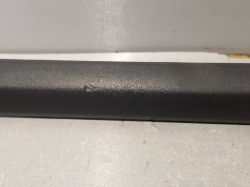 Молдинг на дверь RENAULT LOGAN K7JA710 2009 задн. прав. (б/у)