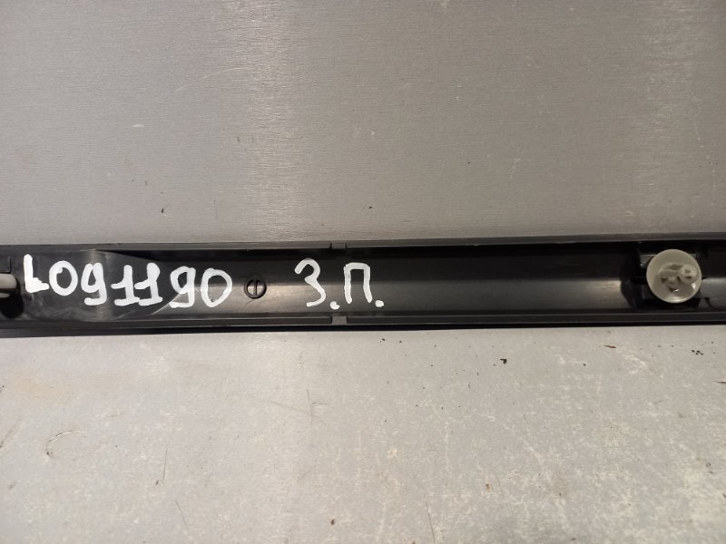 Молдинг на дверь RENAULT LOGAN K7JA710 2009 задн. прав. (б/у)