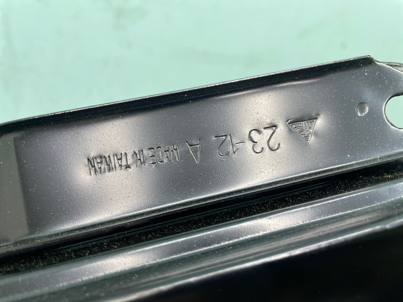 Крыло левое Passat 88-93г B3