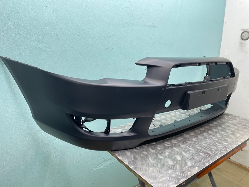 Бампер Lancer 10