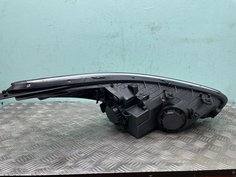 Фара левая Ceed LED 12-18г