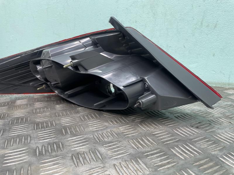 Фонарь задний правый Solaris 10-14г