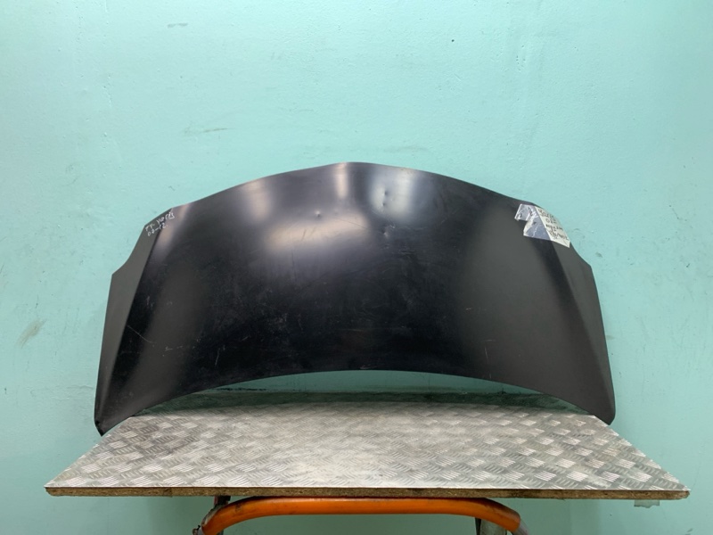 Капот Toyota Belta 05-13г новая