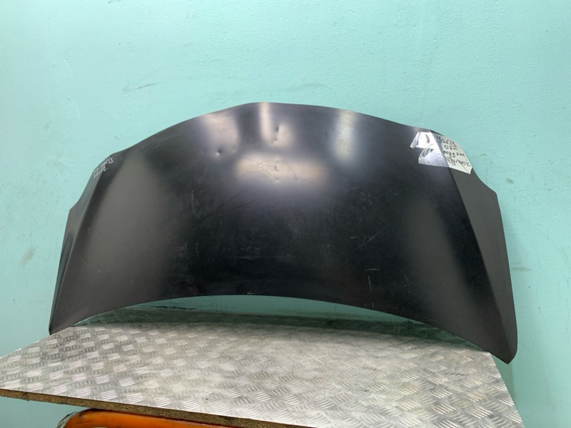 Капот Toyota Belta