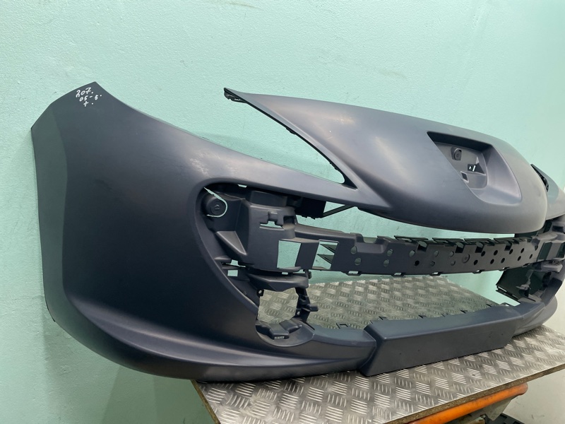 Бампер 207 05-г 3D / Sport / CC