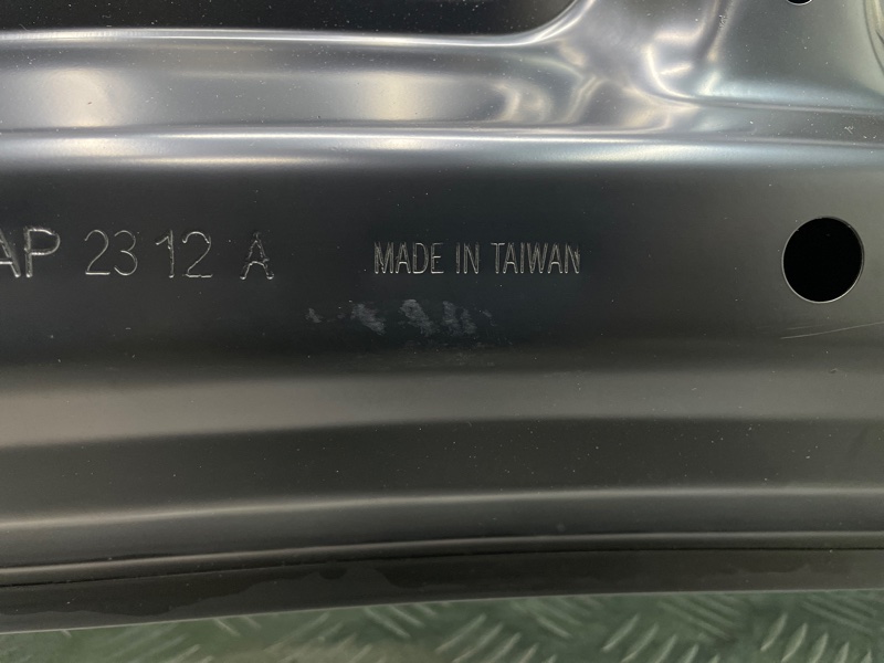 Капот Verna 06-11г