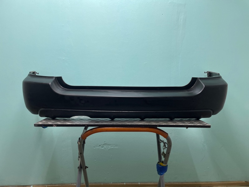 Бампер Subaru Forester 02-08г новая