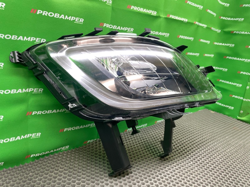 Противотуманка правая Opel Astra J