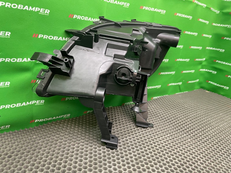 Противотуманка правая Astra J 10-г