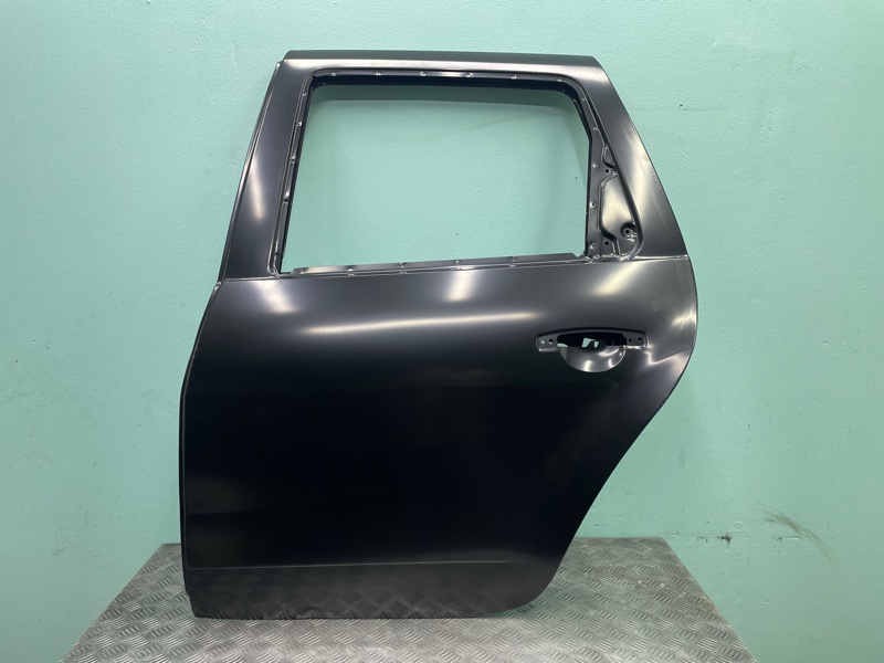 Дверь задняя левая Renault Duster 10-21г новая