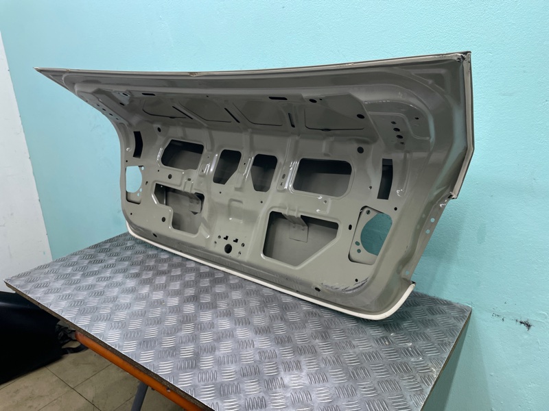 Крышка багажника Cruze 09-15г