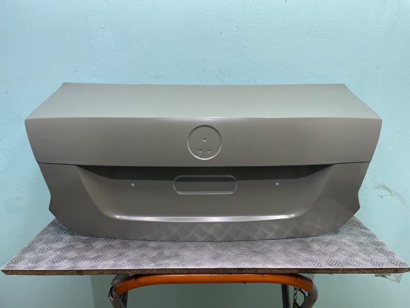 Крышка багажника Volkswagen Polo 09-20г новая