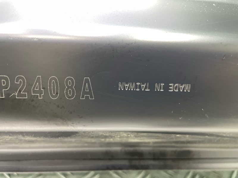 Капот Duster Тайвань не Китай 10-21г