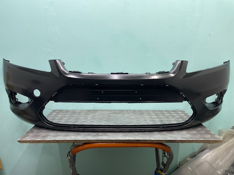 Бампер FORD Focus 2 08-11г новая