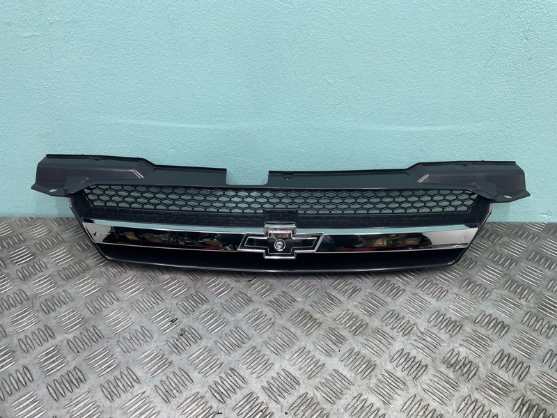 Решетка радиатора Chevrolet Aveo T200