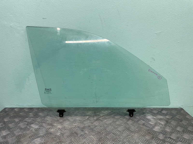 Стекло двери правое Hyundai Elantra 06-11г XD БУ