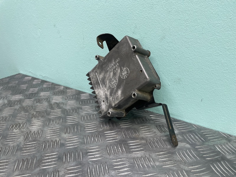 Блок Sebring / Stratus 2.7