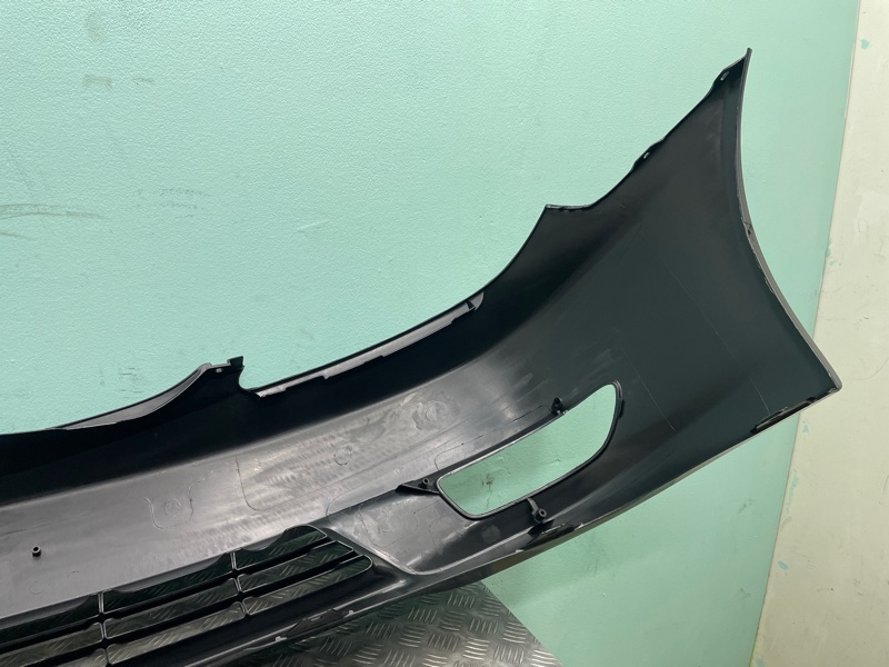Бампер Camry Тайвань не Китай 04-06г V30