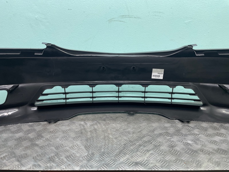 Бампер Camry Тайвань не Китай 04-06г V30