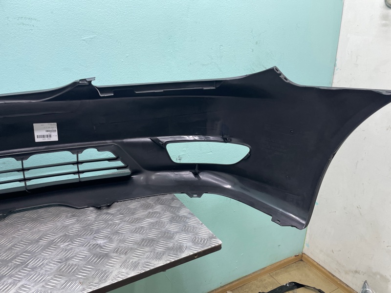 Бампер Camry Тайвань не Китай 04-06г V30