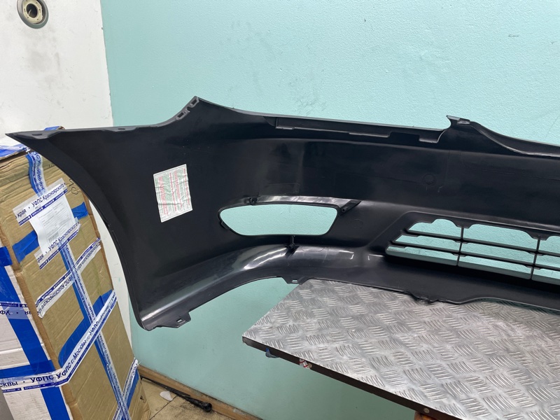 Бампер Camry Тайвань не Китай 04-06г V30