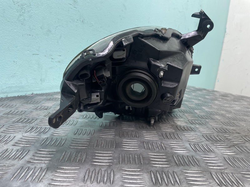 Фара правая Micra Галоген DEPO 02-10г