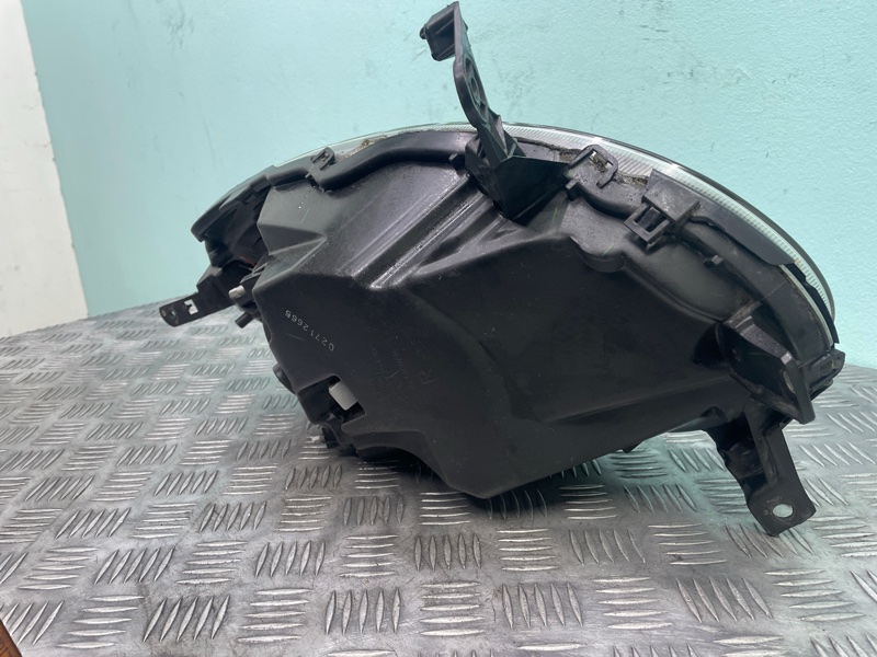 Фара правая Micra Галоген DEPO 02-10г