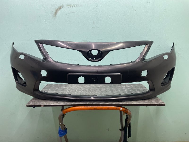 Бампер Toyota Corolla 10-13г 150 РЕСТ новая