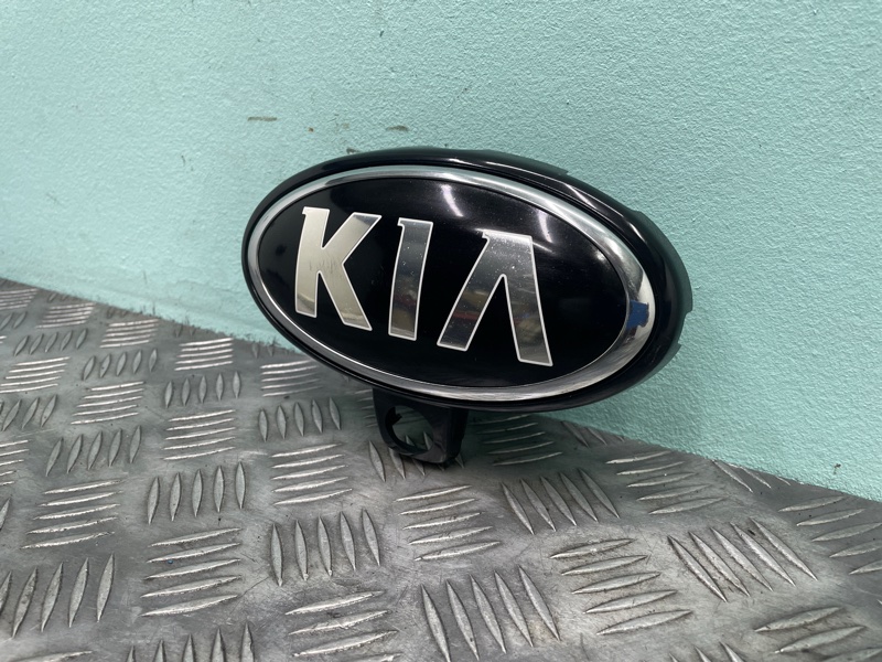 Эмблема Kia Sorento 3
