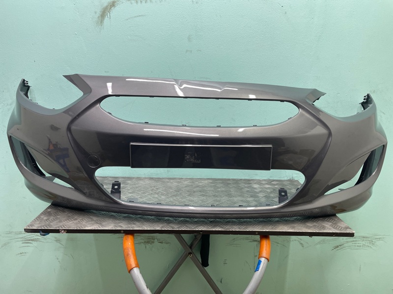 Бампер Hyundai Solaris Carbon Grey 10-14г новая