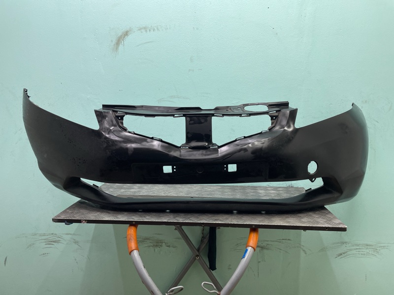 Бампер Honda Fit / Jazz 07-13г новая