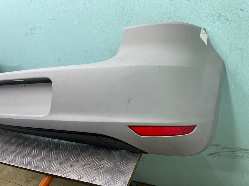 Бампер Volkswagen Golf 6 хетчбек