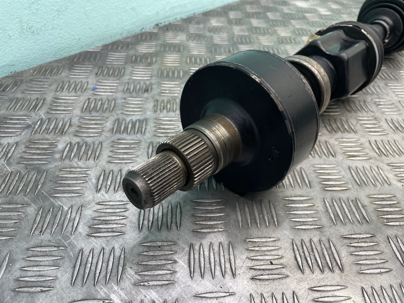 Привод правый S80 B6294T / 4T65EV-GT 98-06г
