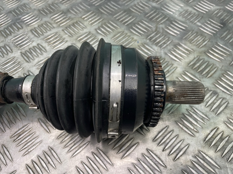 Привод правый S80 B6294T / 4T65EV-GT 98-06г