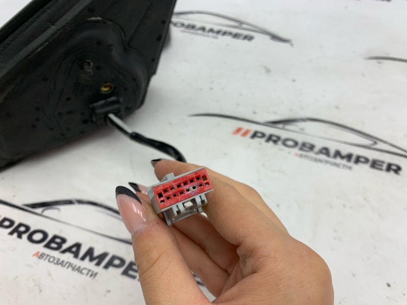 Зеркало боковое Ford Mondeo 4 рест прав. (б/у) Зеркало боковое Ford Mondeo 4 рест прав. (б/у)