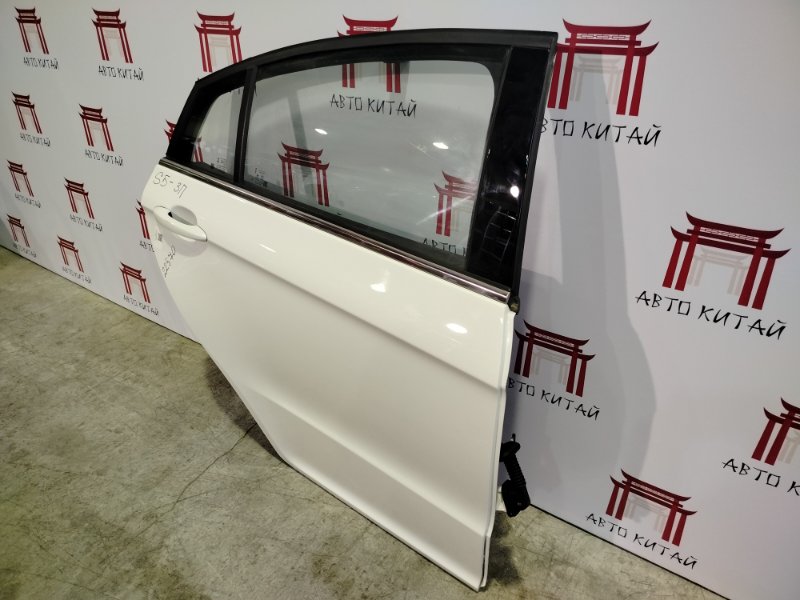 Дверь боковая задняя правая Omoda S5