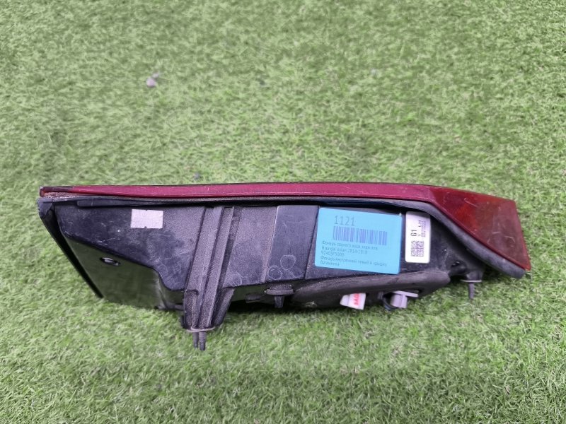 Фонарь внутренний Hyundai Aslan лев. (б/у)