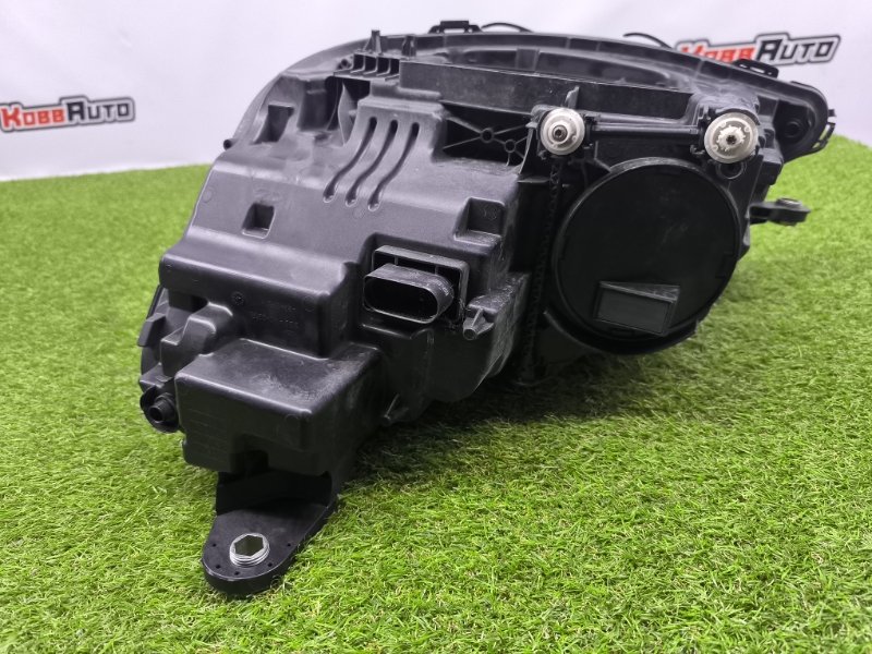 Фара LED правая E-Class 2020- W213